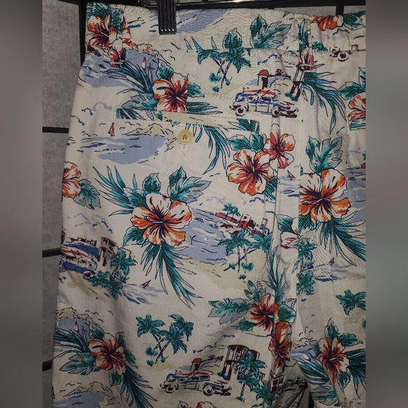 LAST CHANCETommy Hilfiger Shorts - Picture 7 of 7